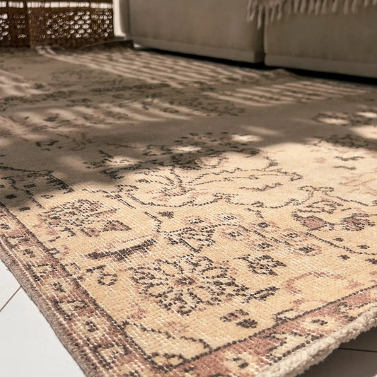 Kremni El Dokuma Isparta Halısı