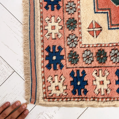 Amorium El Dokuma Yörük Halısı