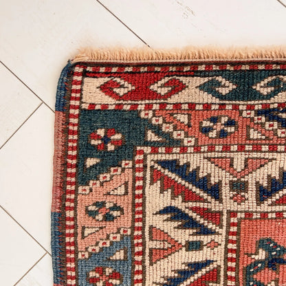 Assos El Dokuma Ayvacık Halısı