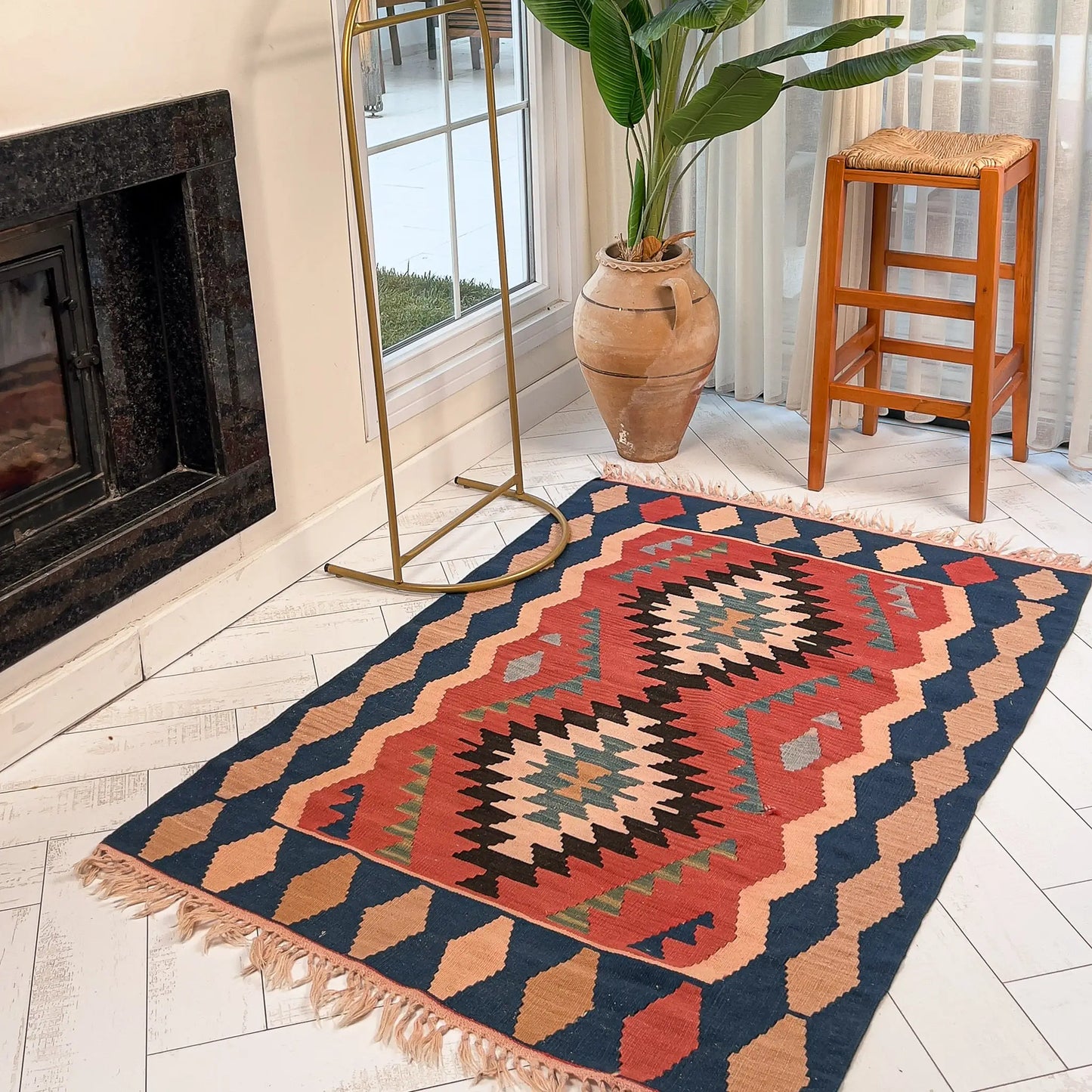 Nisa El Dokuma Uşak Kilim