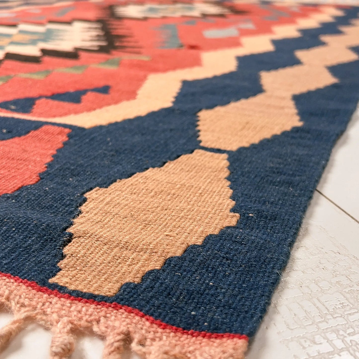 Nisa El Dokuma Uşak Kilim