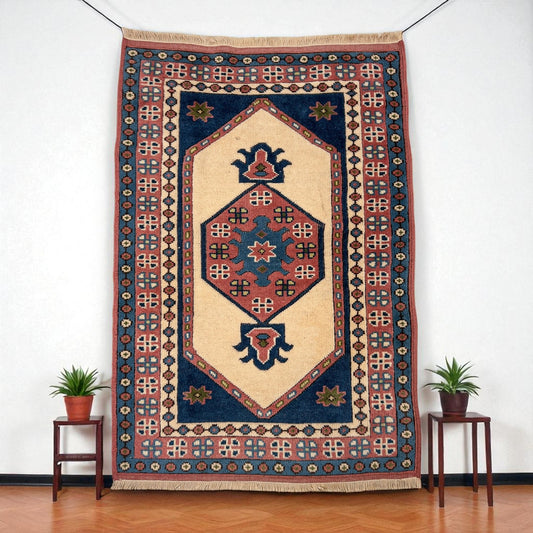 Ayanis El Dokuma Kars Halısı
